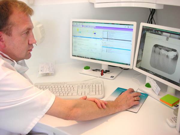 Paul-Browne-Dentist